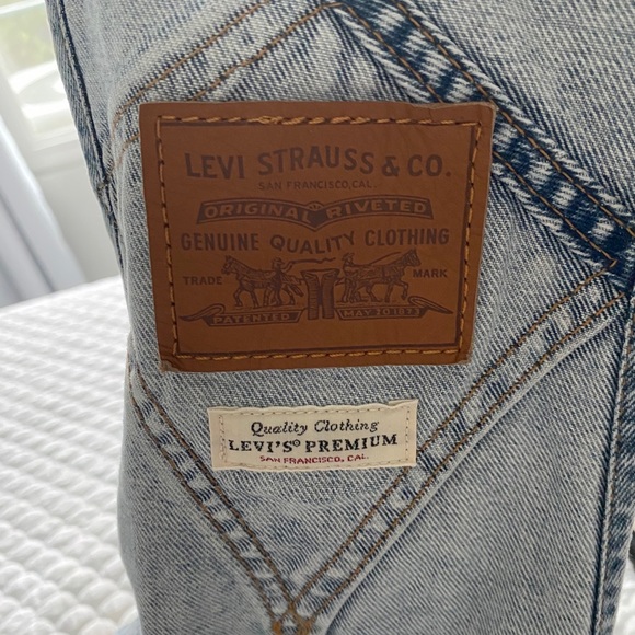 Levi’s skinny overalls - Picture 2 of 4